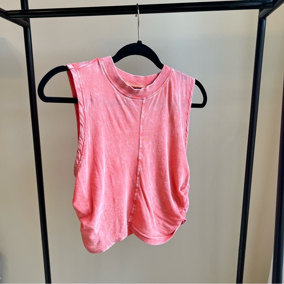 Urban Outfitters coral ruched crop top tank - Picture 2 of 5